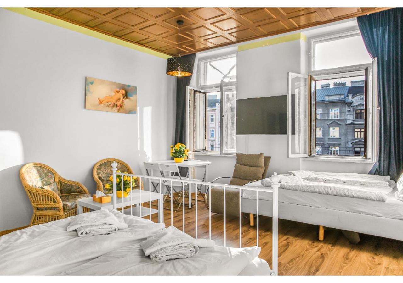 Welcoming 2br Apt. Near Danube & Millenium Tower Appartement